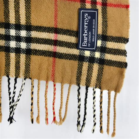 bufanda de burberry|used Burberry scarves.